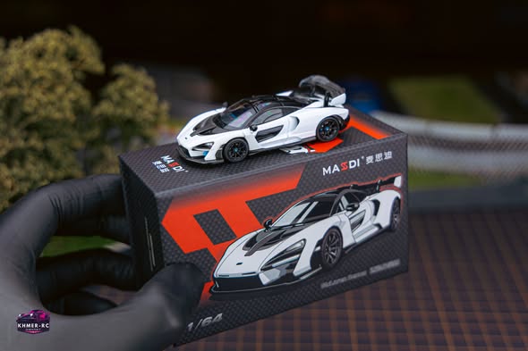 Massdi McLaren Senna GTR - blanco 1:64