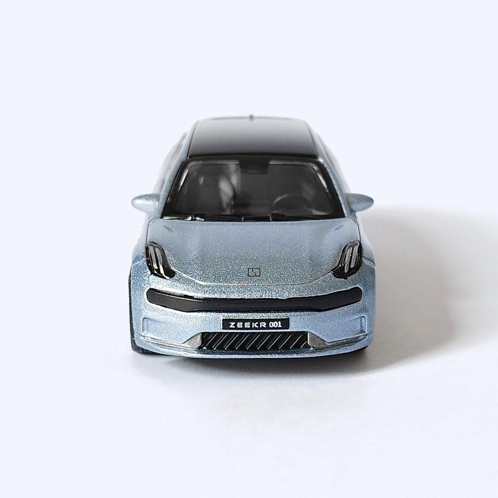 Bburago Zeekr 001 – Azul eléctrico