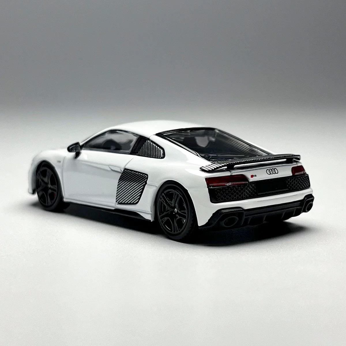 Massdi Audi R8 V10 Coupe Performance 2022 1:64 – Blanco