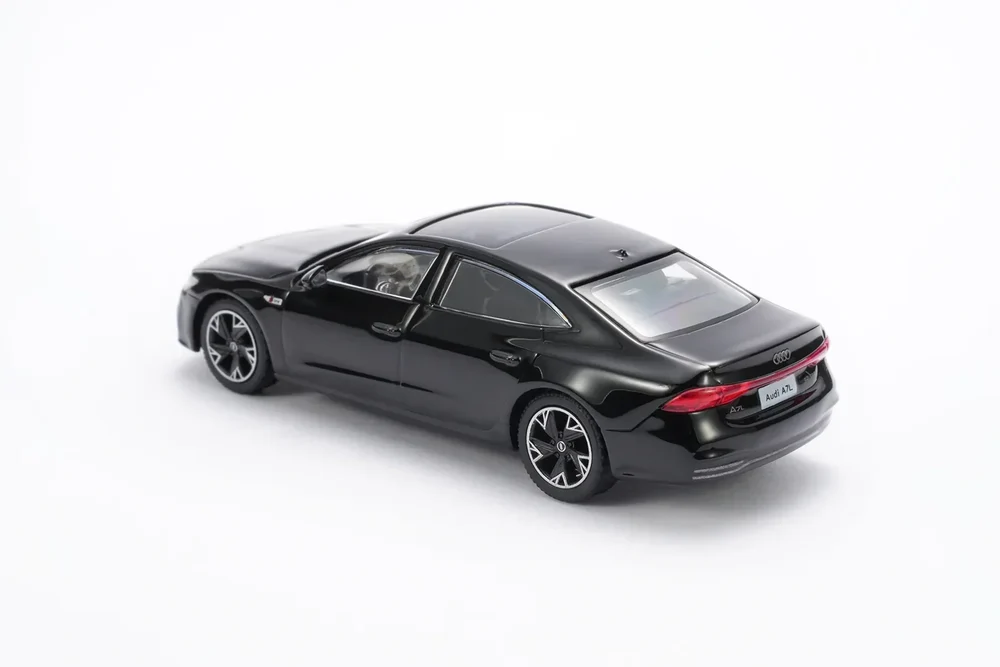 Massdi Audi A7L 2022 - negro 1:64