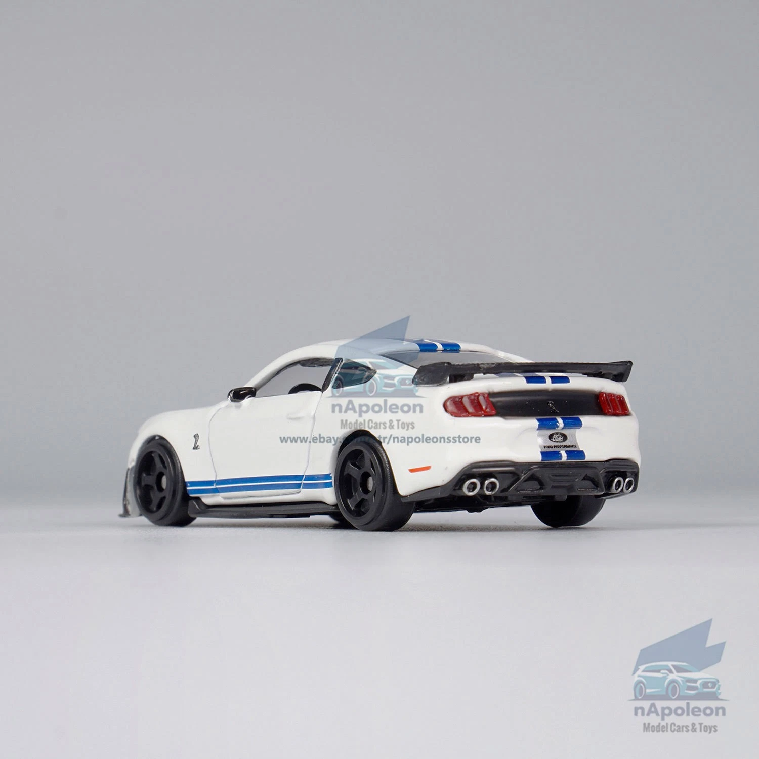 Bburago Ford Shelby GT500 – Blanco