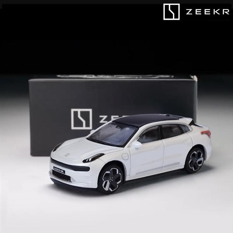 Bburago Zeekr 001 – Blanco