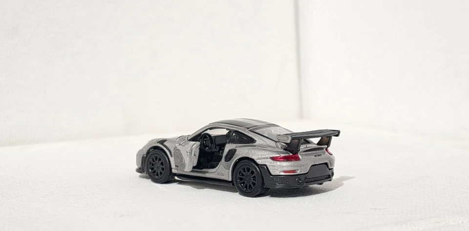 Bburago Porsche GT2 RS 1:64 – Gris