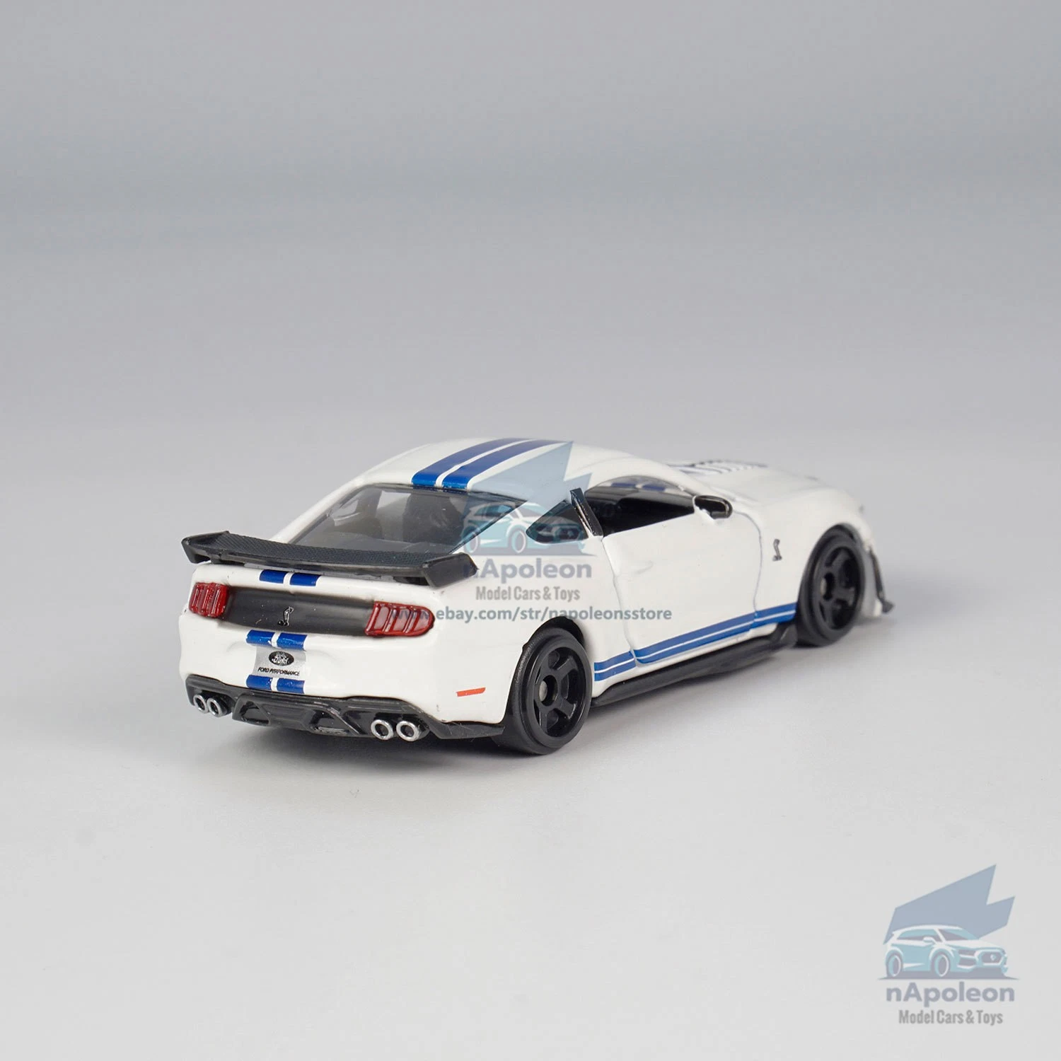 Bburago Ford Shelby GT500 – Blanco